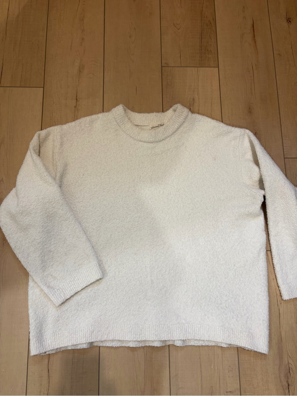 Universal Thread Cream Boucle Crewneck Sweater